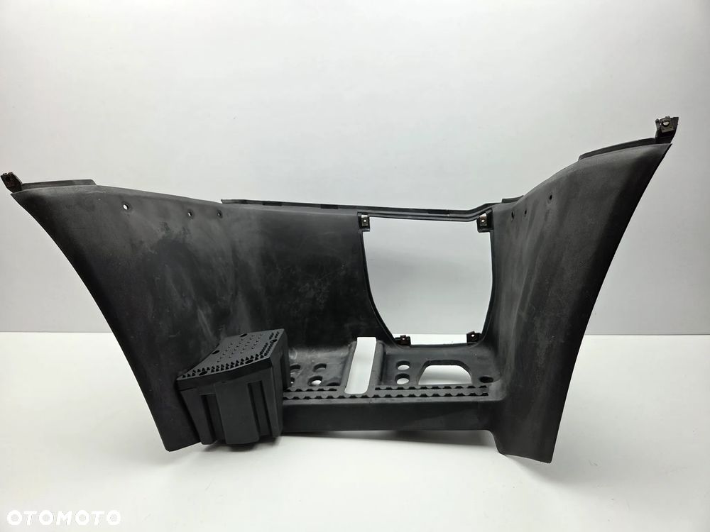 STOPIEN PRAWY PODEST PODSTOPIEN   TGB BLADE 425 - 1