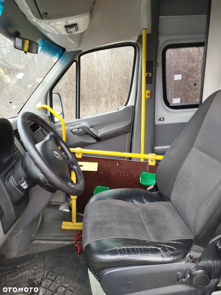 Volkswagen CRAFTER - 8