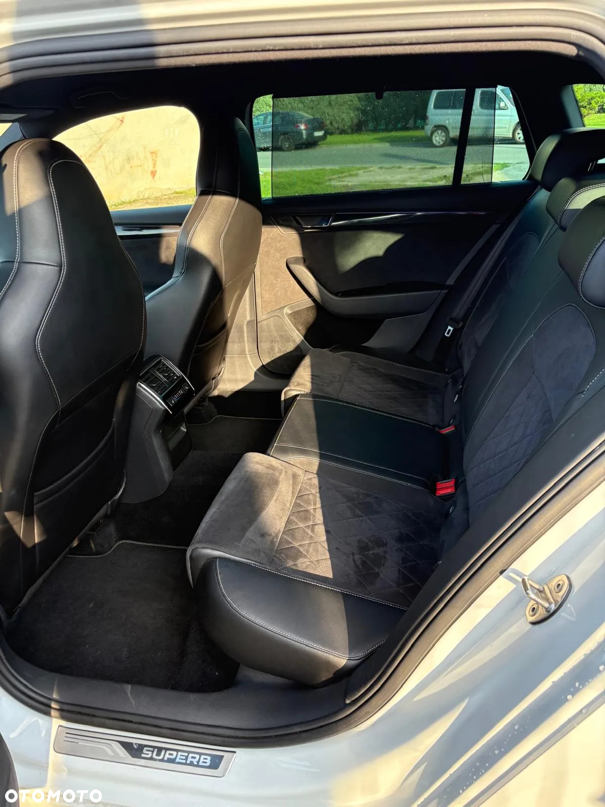 Skoda Superb 2.0 TSI Sportline DSG - 12