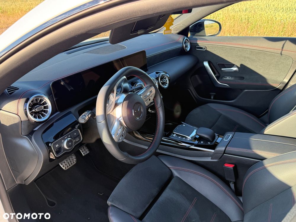 Mercedes-Benz CLA AMG 35 4-Matic 7G-DCT - 10