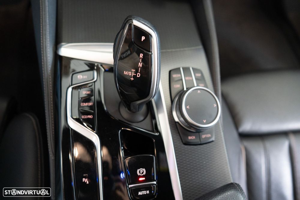 BMW 520 d Pack M Auto - 22