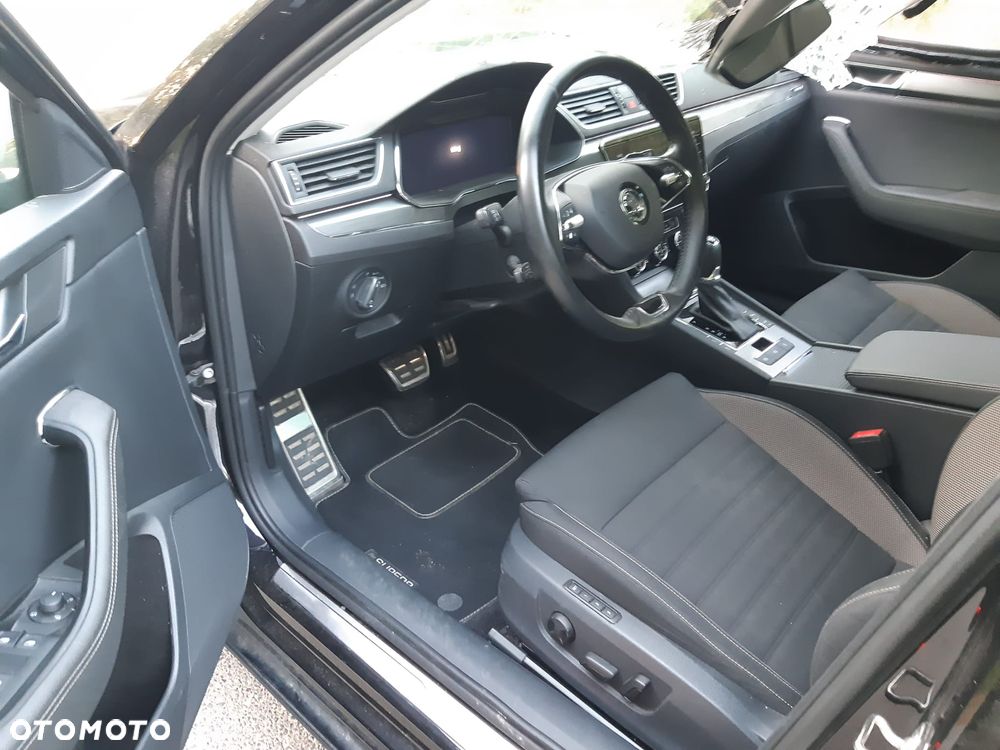 Skoda Superb 2.0 TDI SCR 4x4 Scout DSG - 14