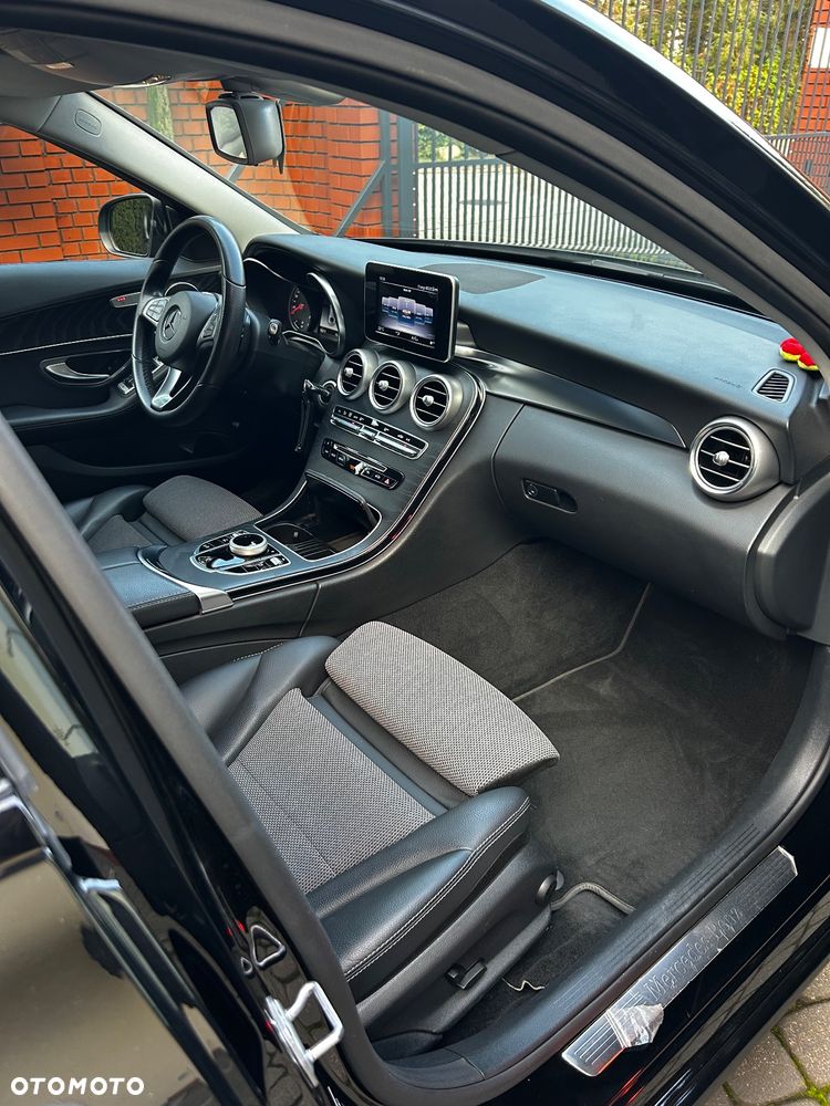 Mercedes-Benz Klasa C 160 9G-TRONIC - 12