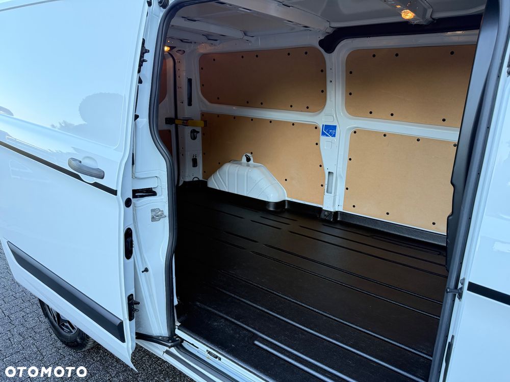 Ford Transit Custom - 21