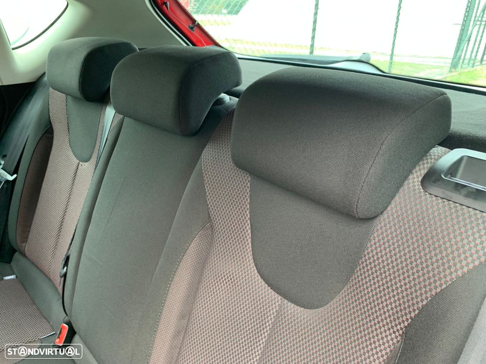 SEAT Leon 1.4 TSI Linea R - 21