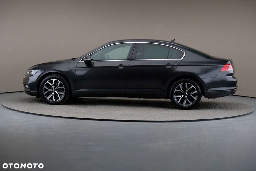 Volkswagen Passat 2.0 TSI Business DSG - 4
