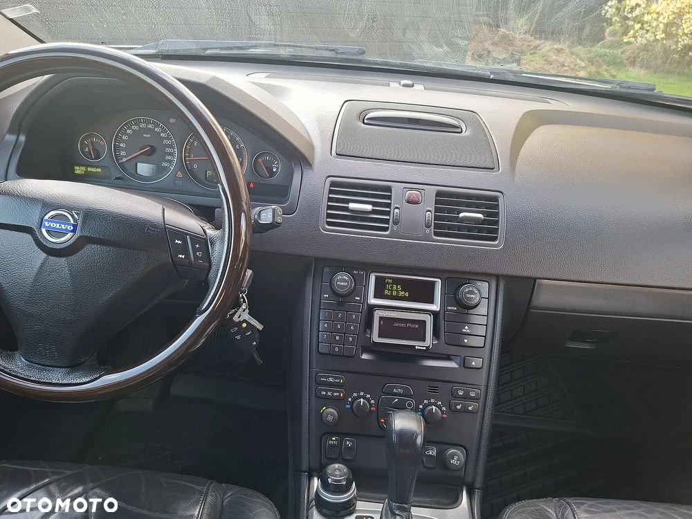 Volvo XC 90 V8 Executive - 17