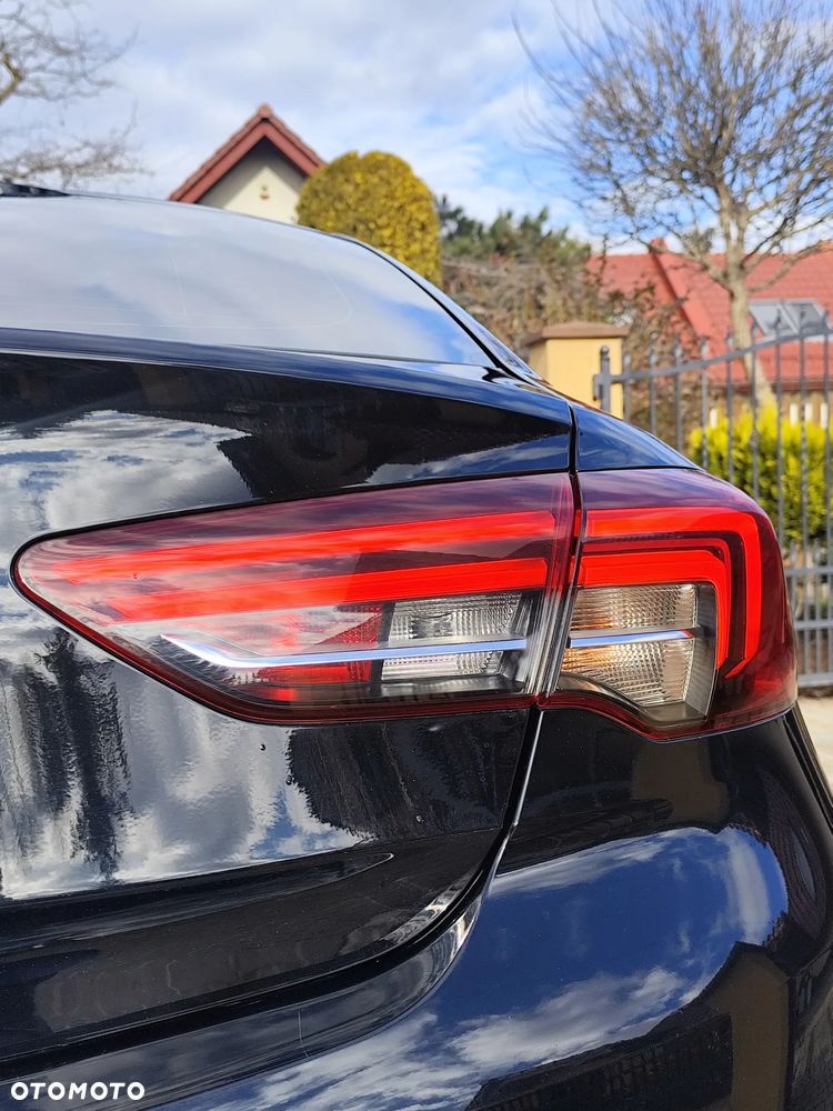 Opel Insignia 2.0 CDTI Business Elegance S&S - 23