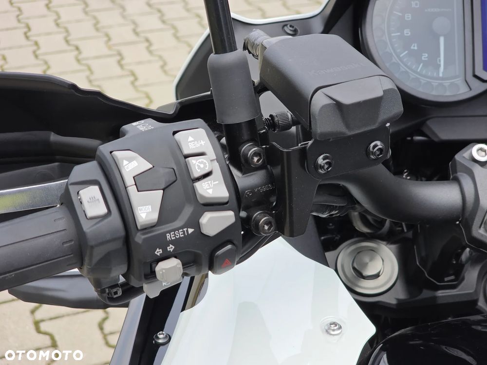 Kawasaki Versys 1000 - 13