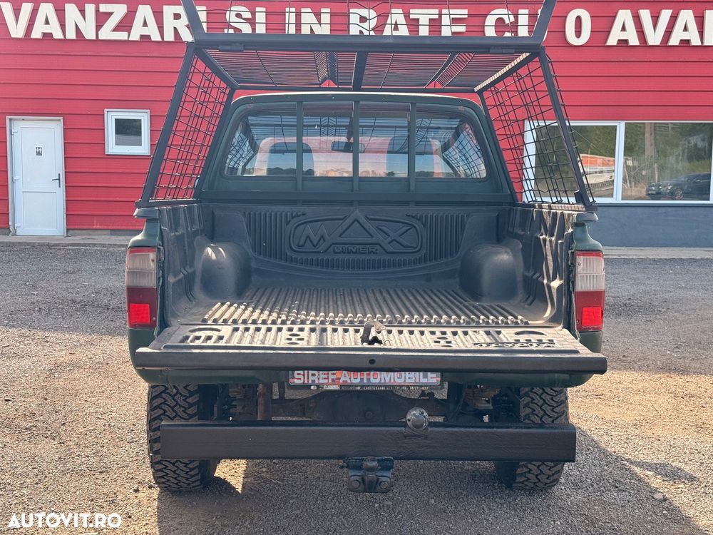 Toyota Hilux - 11