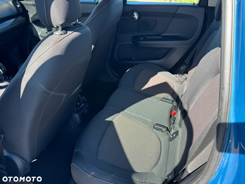 MINI Countryman One Essential Trim - 14