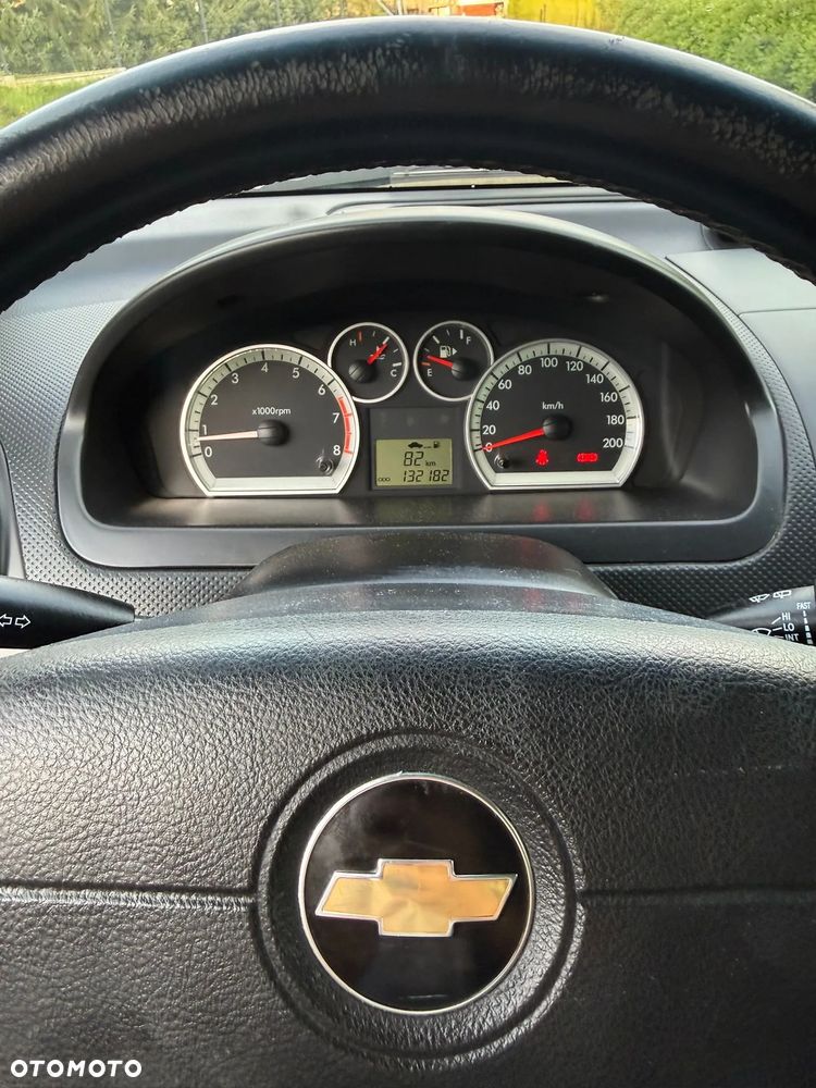 Chevrolet Aveo 1.2 LS - 24