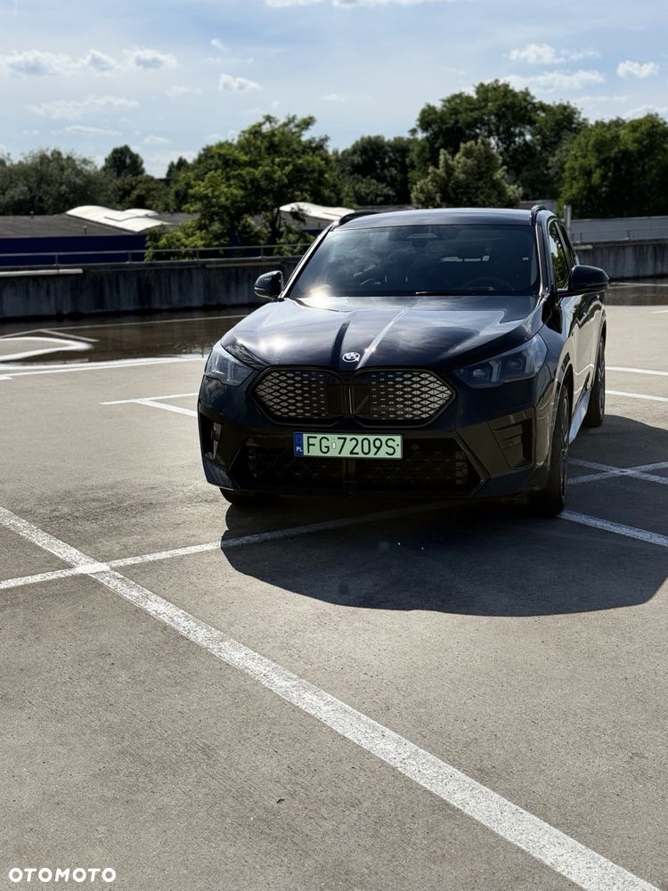 BMW iX2 - 8
