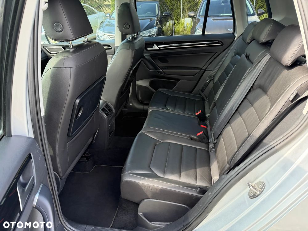 Volkswagen Golf Sportsvan 1.4 TSI (BlueMotion Technology) DSG Highline - 22