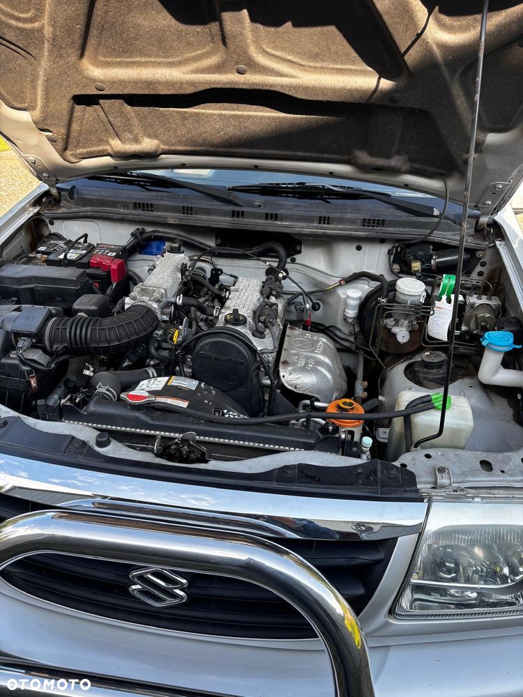 Suzuki Grand Vitara 1.6 - 6