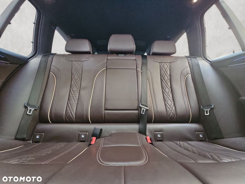 BMW Seria 5 530i xDrive GPF Luxury Line - 27