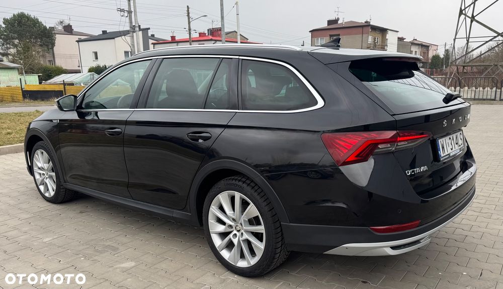 Skoda Octavia 2.0 TDI 4x4 Scout DSG - 5