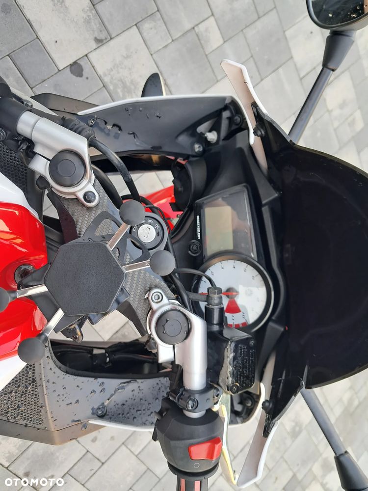 Yamaha YZF - 11