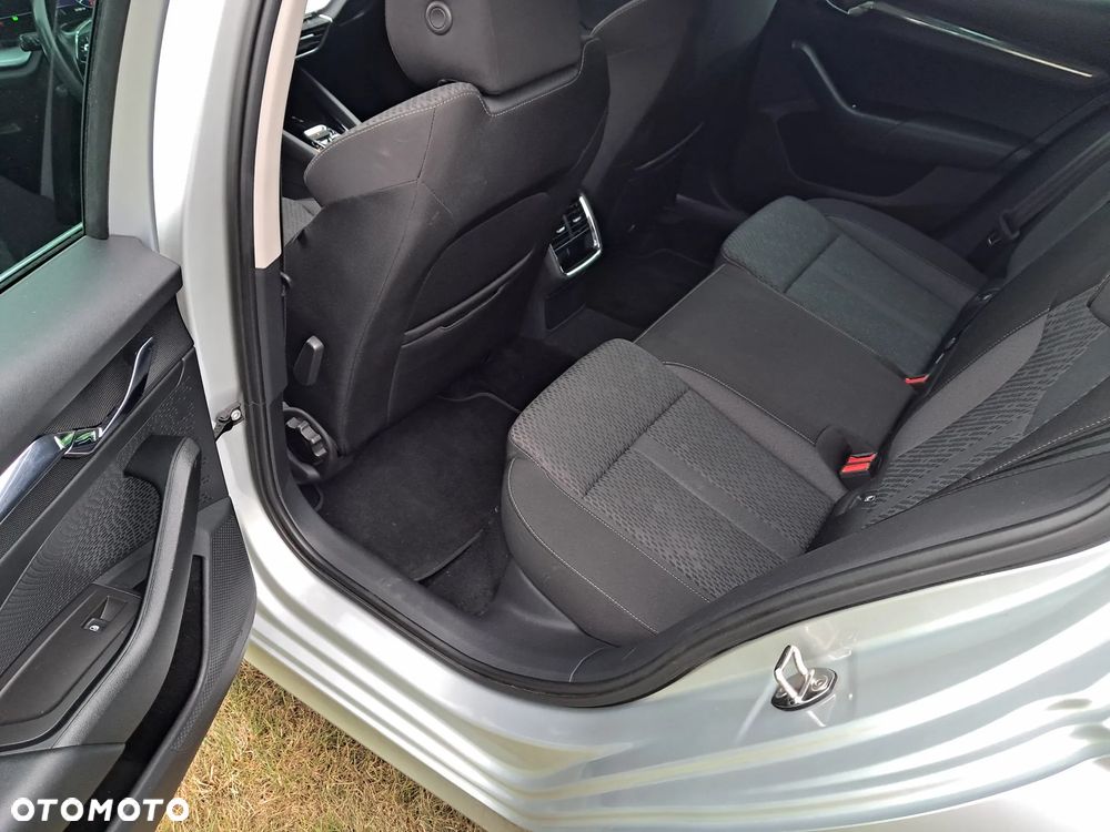 Skoda Octavia 2.0 TDI Style DSG - 13
