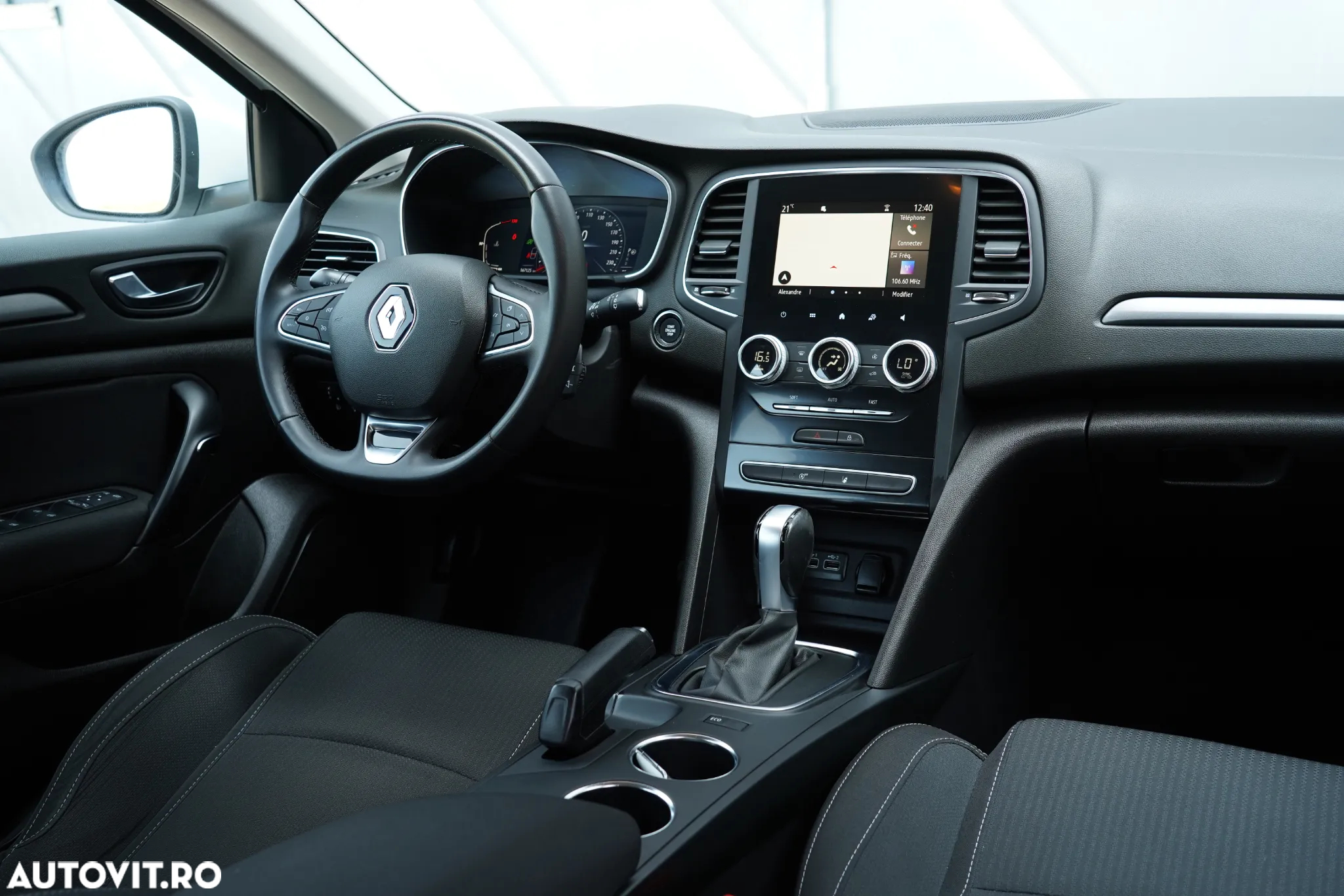 Renault Megane TCe EDC Intens - 12