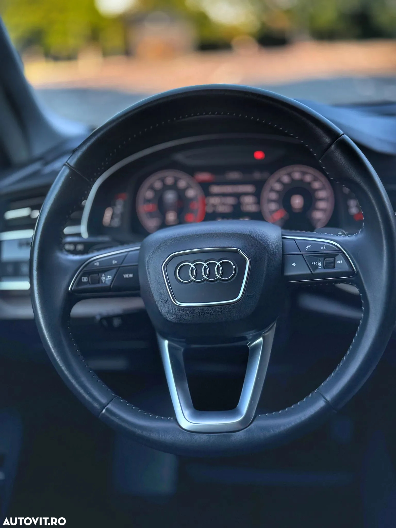 Audi Q8 55 TFSI quattro Tiptronic MHEV - 8