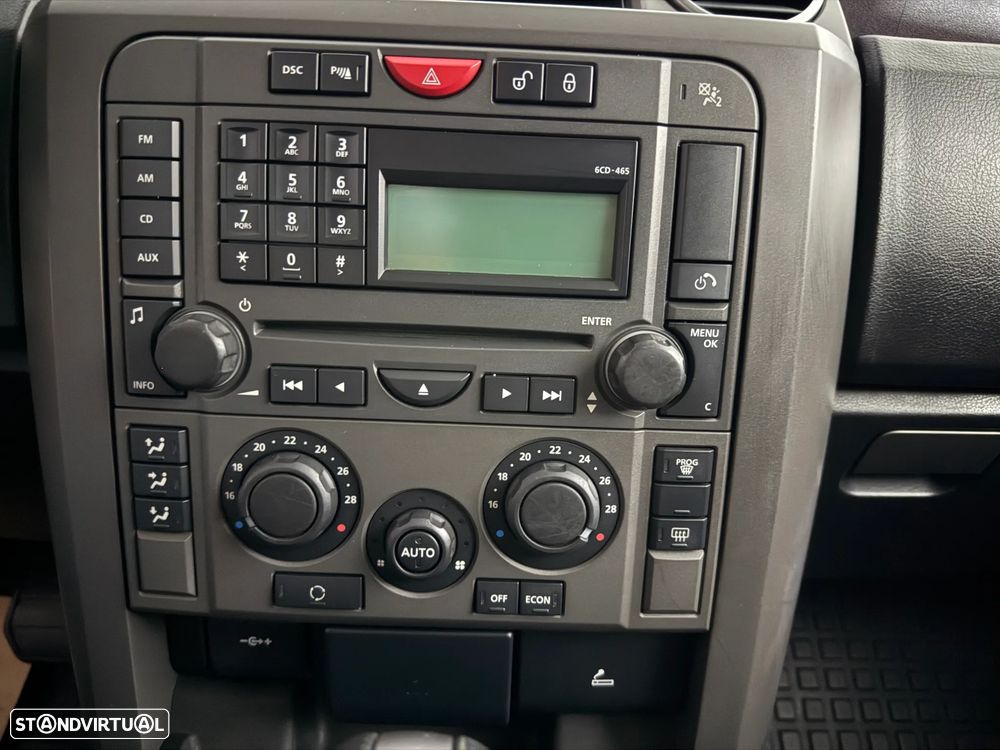 Land Rover Discovery 2.7 TD V6 HSE Auto. - 12