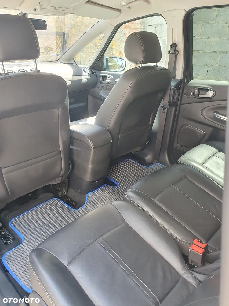 Ford S-Max 2.0 TDCi Titanium - 12