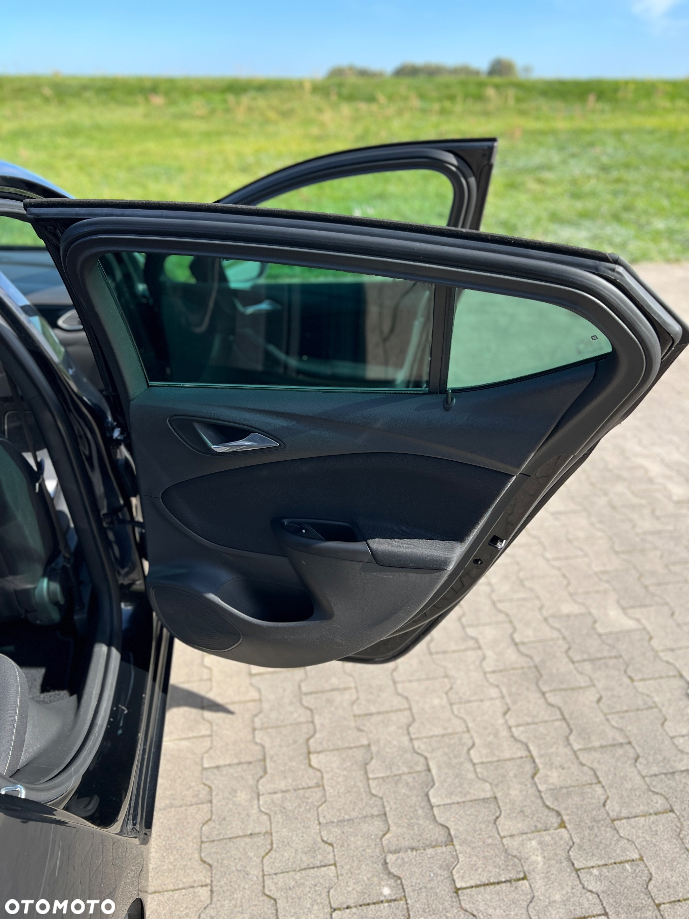 Opel Astra V 1.4 T Elite S&S - 20