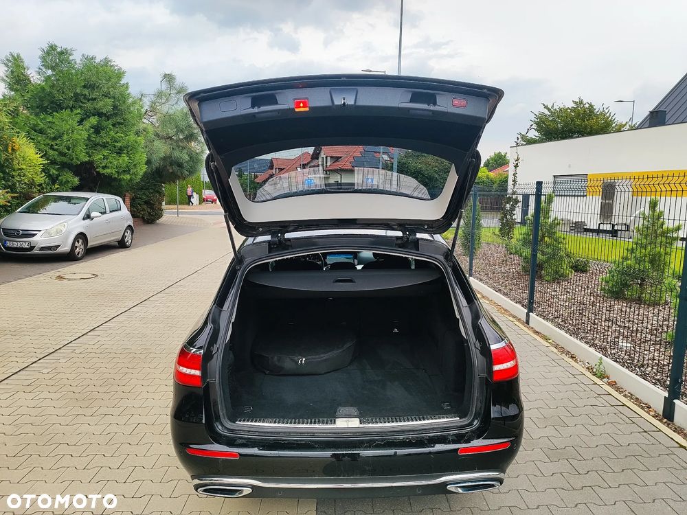 Mercedes-Benz Klasa E 220 d 4Matic 9G-TRONIC - 15