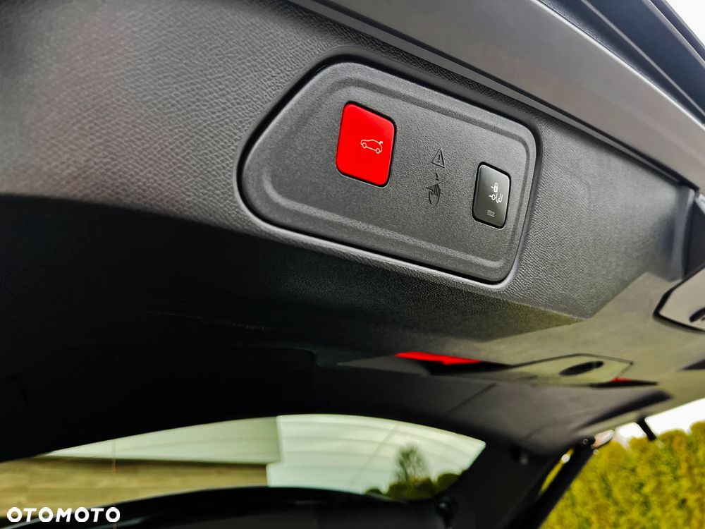 Peugeot 3008 1.2 PureTech Road Trip S&S - 23