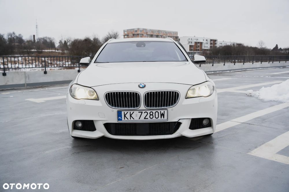 BMW Seria 5 520d xDrive - 18