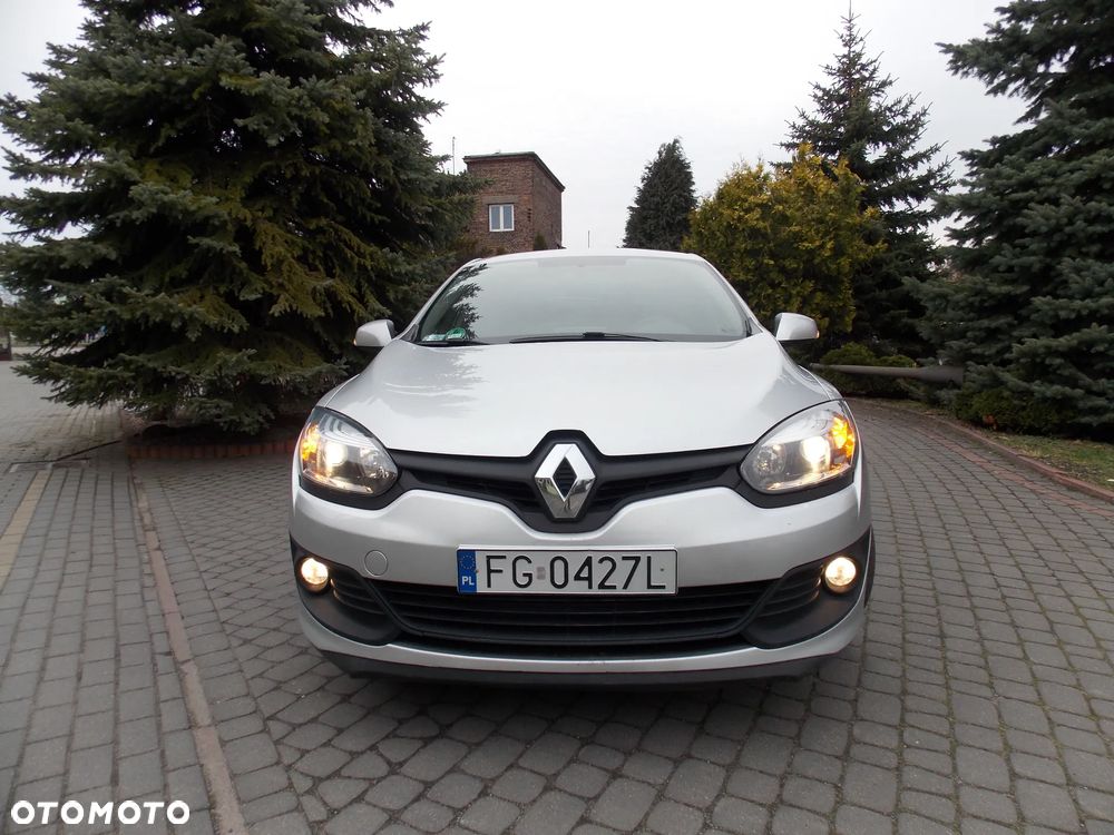 Renault Megane ENERGY TCe 115 Start & Stop Bose Edition - 6