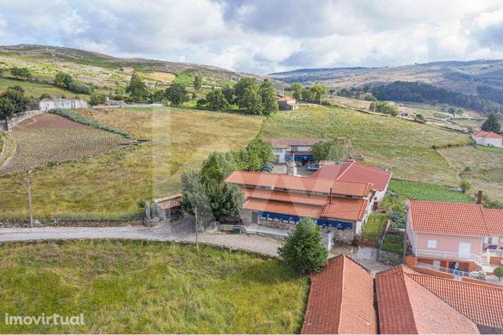 Propriedade Nariz do Mundo ( Restaurante, Residencial e Habitação) em - Grande imagem: 2/50