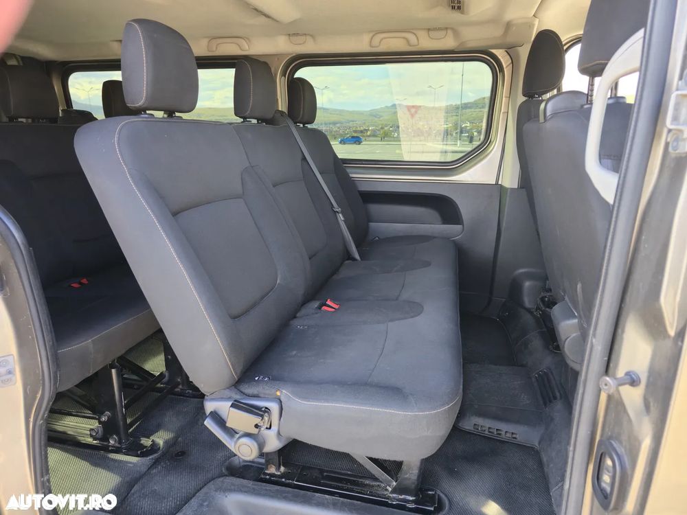 Renault Trafic - 13