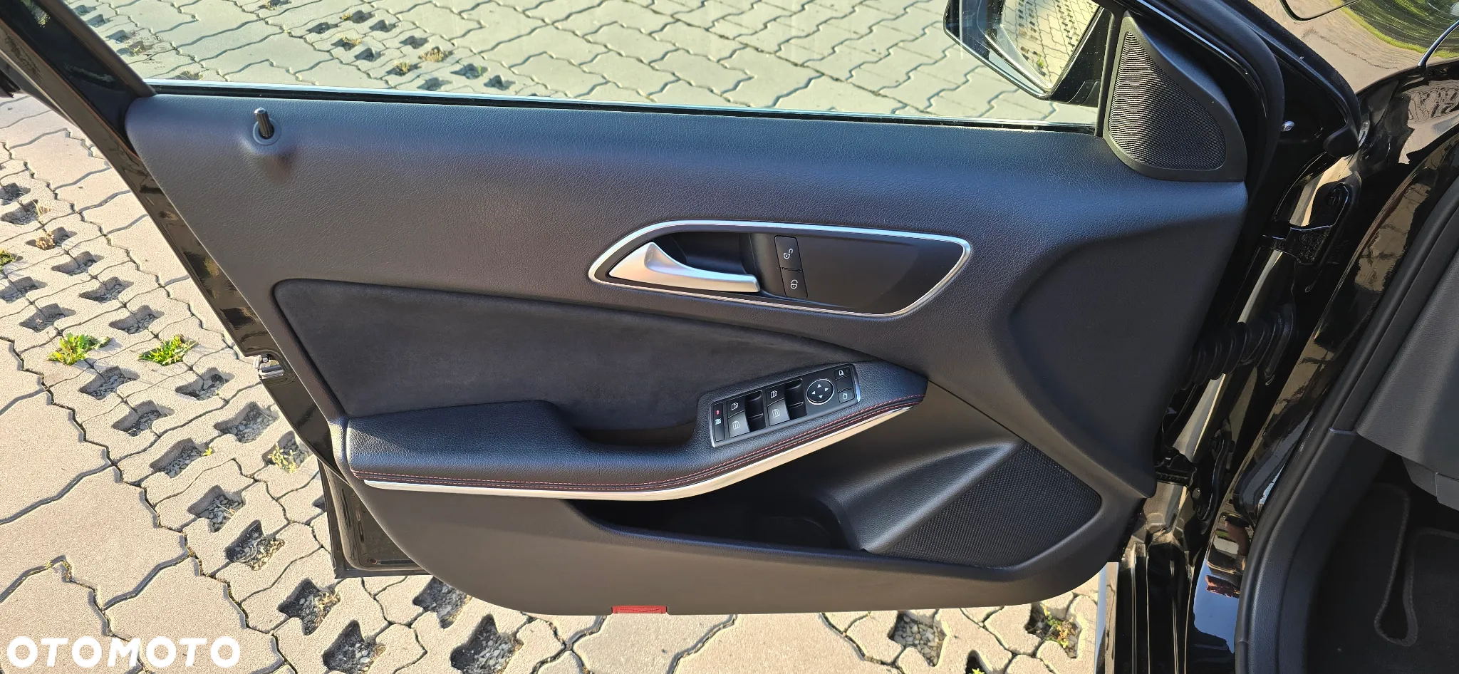 Mercedes-Benz Klasa A 180 AMG Line - 29