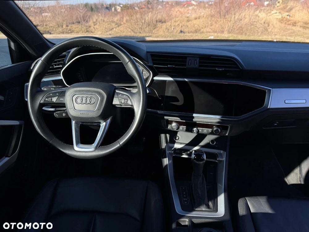 Audi Q3 35 TDI S tronic - 23