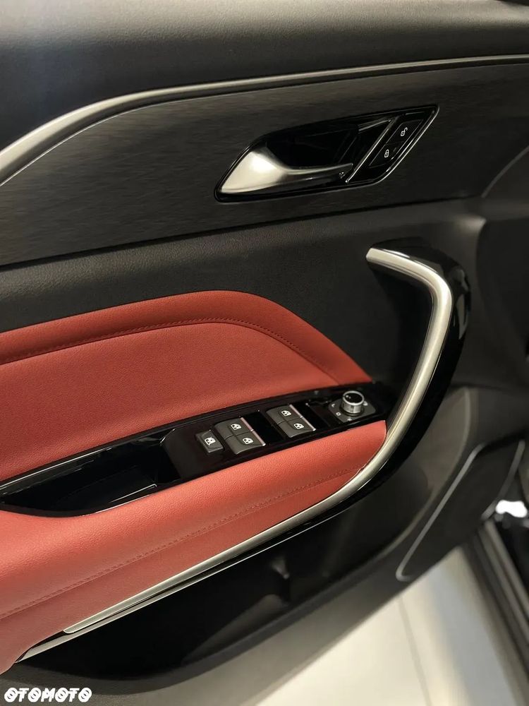 Bestune T77 1.5T Elegance DCT - 13