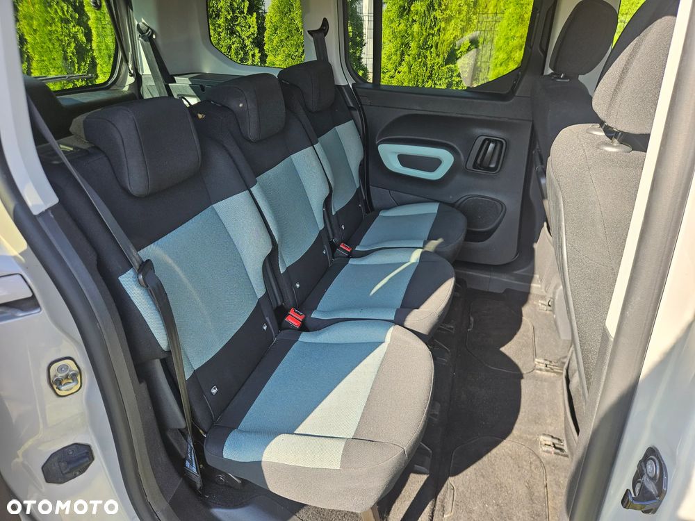 Citroën Berlingo XL 1.2 PureTech Live Pack S&S (7-os.) - 21