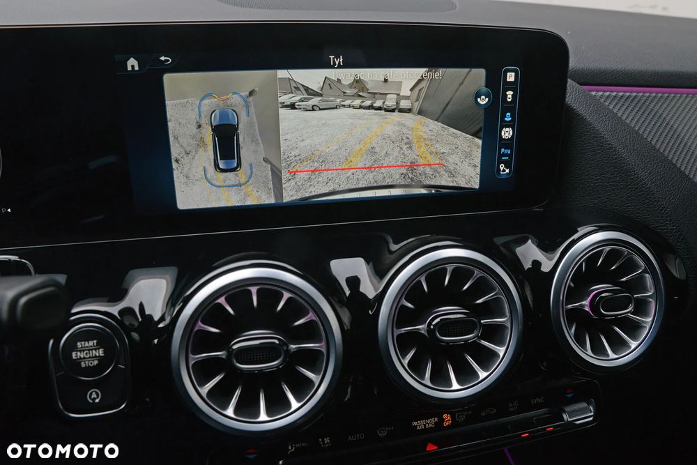 Mercedes-Benz GLA 200 d 4Matic 8G-DCT AMG Line - 25