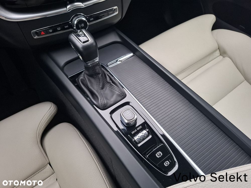 Volvo XC 60 - 29
