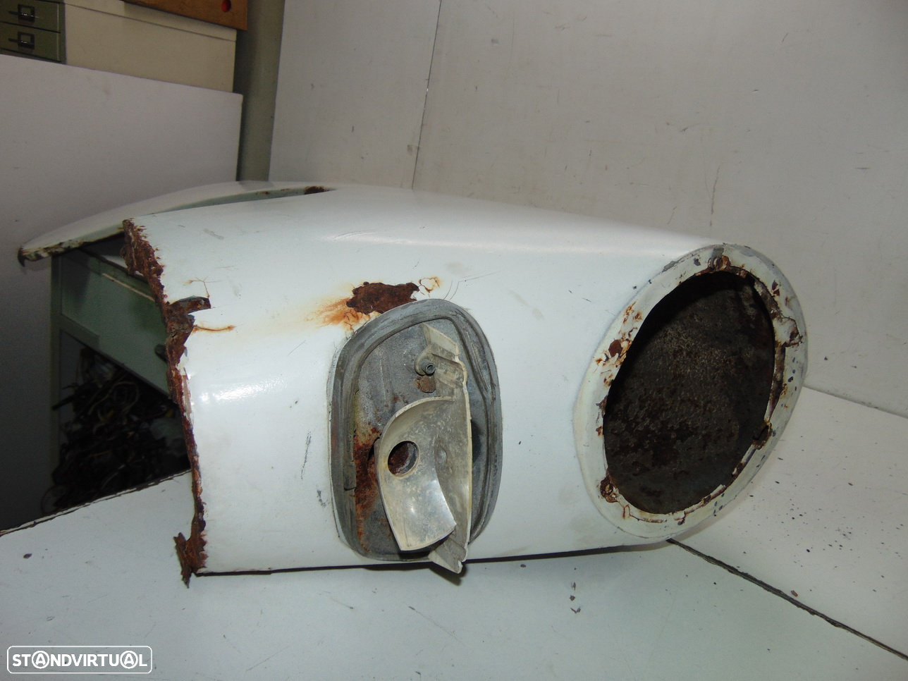 Peugeot 404 guarda lamas - 3