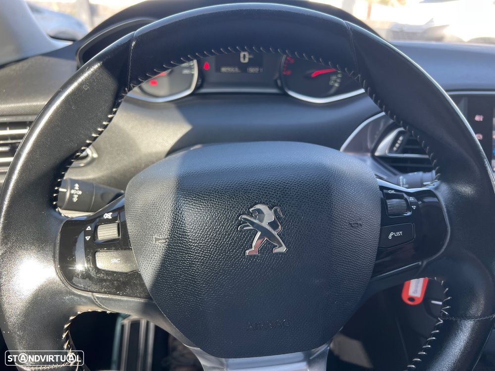 Peugeot 308 1.6 BlueHDi Allure J17 - 10