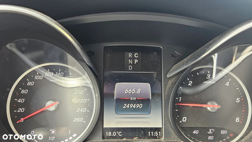 Mercedes-Benz Klasa V 220 d 4-Matic 9G-Tronic (ekstra dł) - 7
