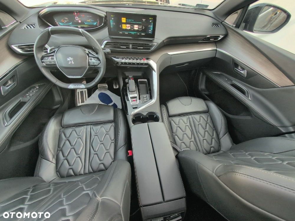 Peugeot 3008 1.6 PureTech Hybrid4 PHEV GT S&S EAT8 - 8