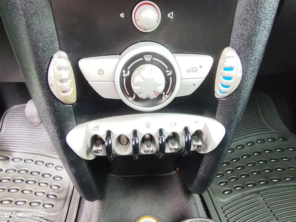 MINI 3 Portas - 21