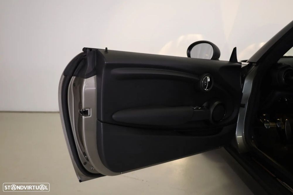 MINI Cabrio One Sport Edition - 17