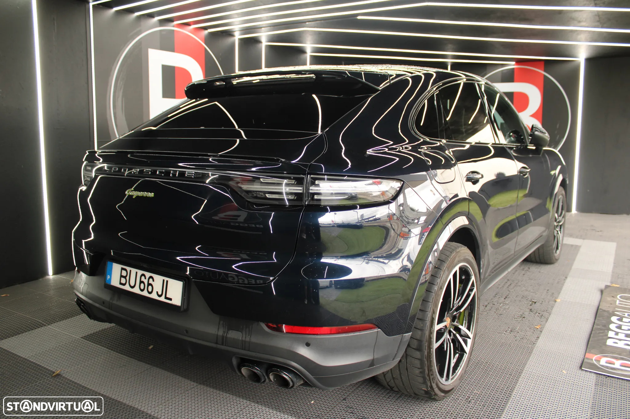 Porsche Cayenne Coupé E-Hybrid - 15
