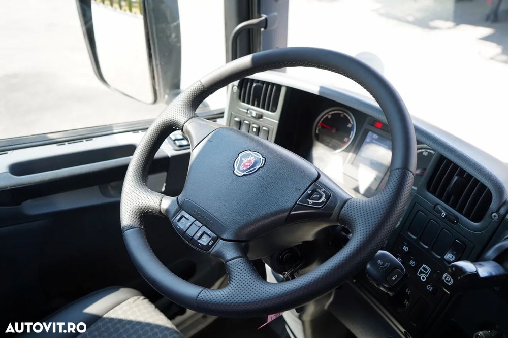 Scania G 410 / 8X4 / CAROSERIE BACĂ ASFALT / 2X CLAPETĂ HIDRAULICĂ / ACOPERIȘ HIDRAULIC / PENTRU PAVINGURI - 30