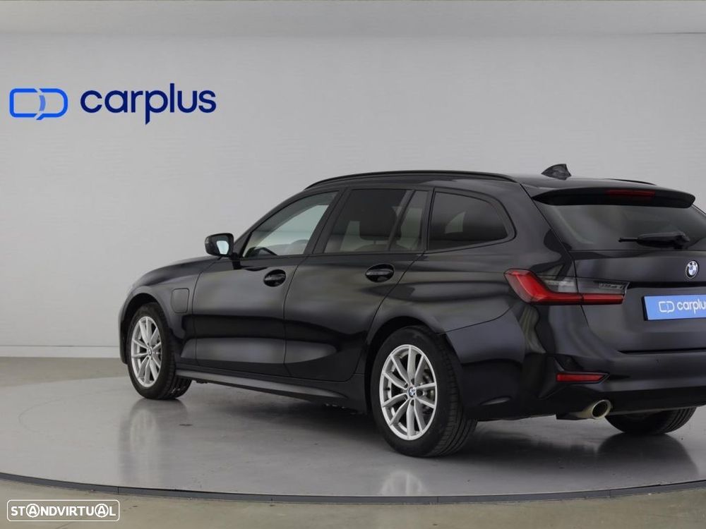 BMW 330 e Auto - 5