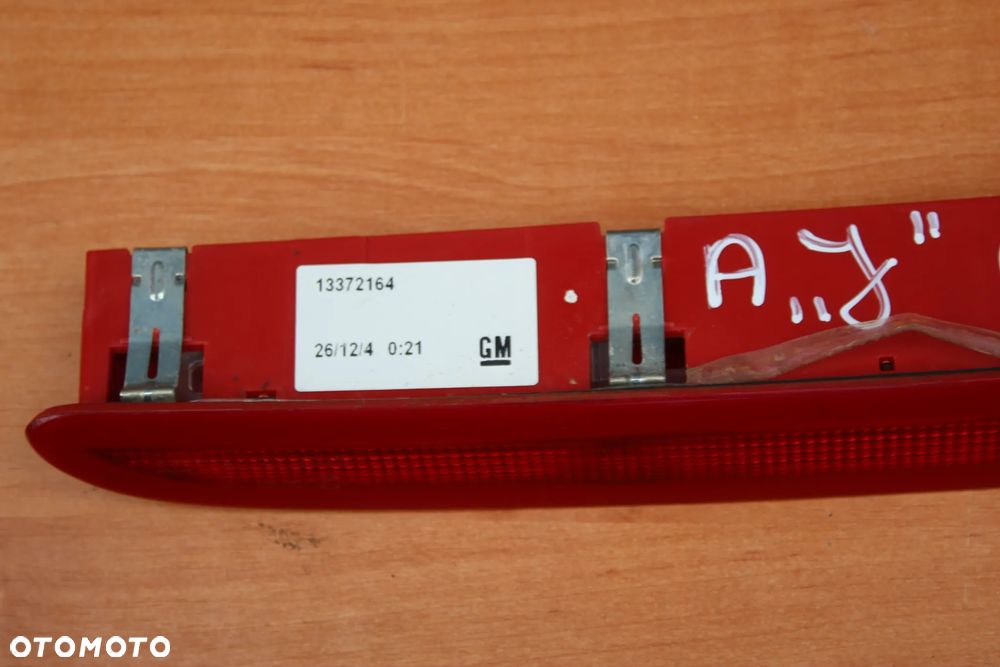 ŚWIATŁO TRZECI STOP W KLAPĘ OPEL ASTRA J GTC 3 DRZWI 13372164 - 7